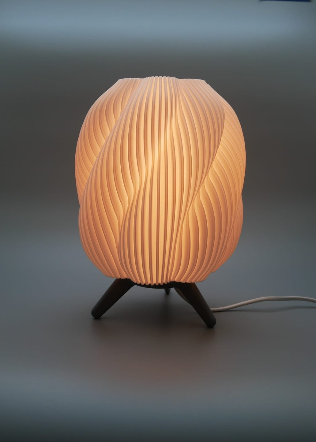 The striped swirl lamp